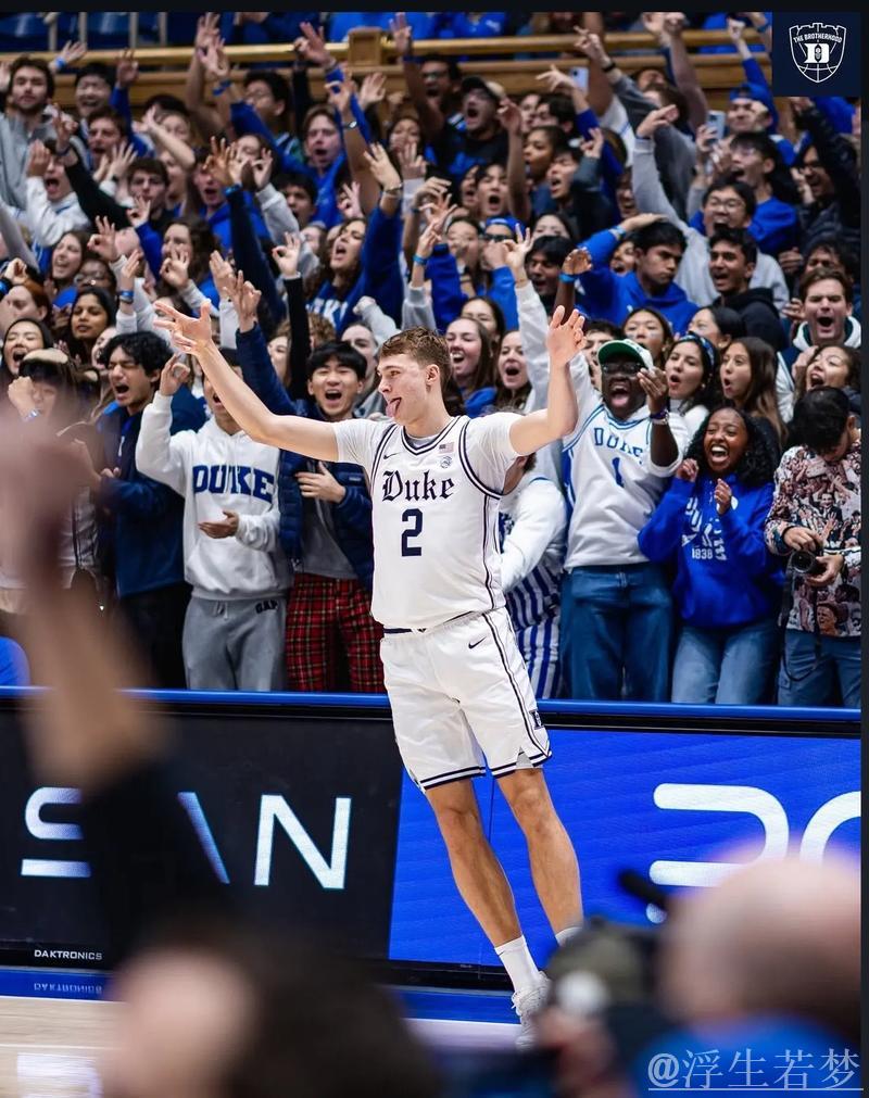 弗拉格本赛季20+5+5且0失误场次数排名第二 弗拉格本赛季20+5+5且0失误场次数排名第二