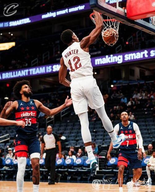 米切尔砍赛季新高48分莫布里23+13+6 骑士逆转击败奇才 米切尔砍赛季新高48分莫布里23+13+6 骑士逆转击败奇才